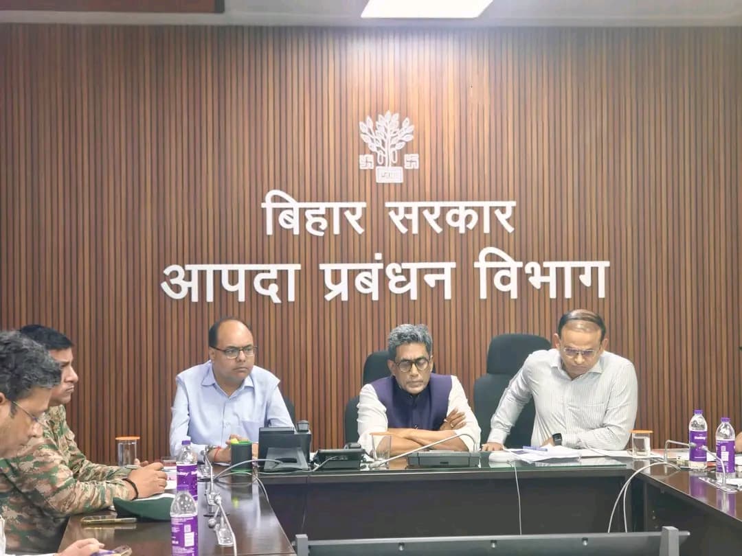 नेपाल में बाढ़ के बाद बिहार सरकार अलर्ट, मुख्य सचिव ने की उच्चस्तरीय समीक्षा